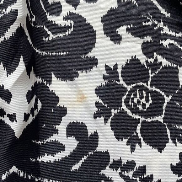 Ann Taylor LOFT Black & White Floral Dress w/Zipper on the Side (Size: 6P) - Picture 6 of 11